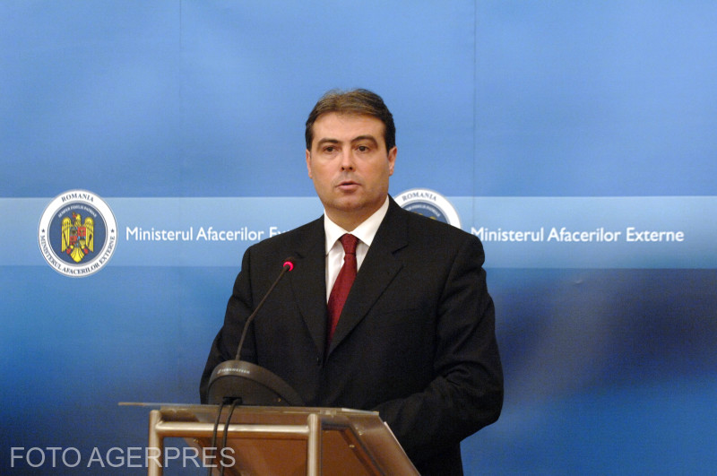 Demisia ministrului de externe, Adrian Cioroianu